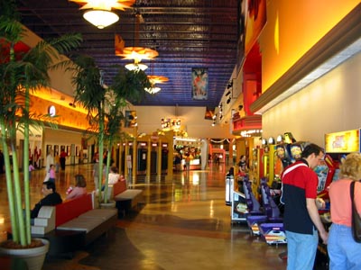 AMC Star Great Lakes Crossing 25 - Games (newer photo)